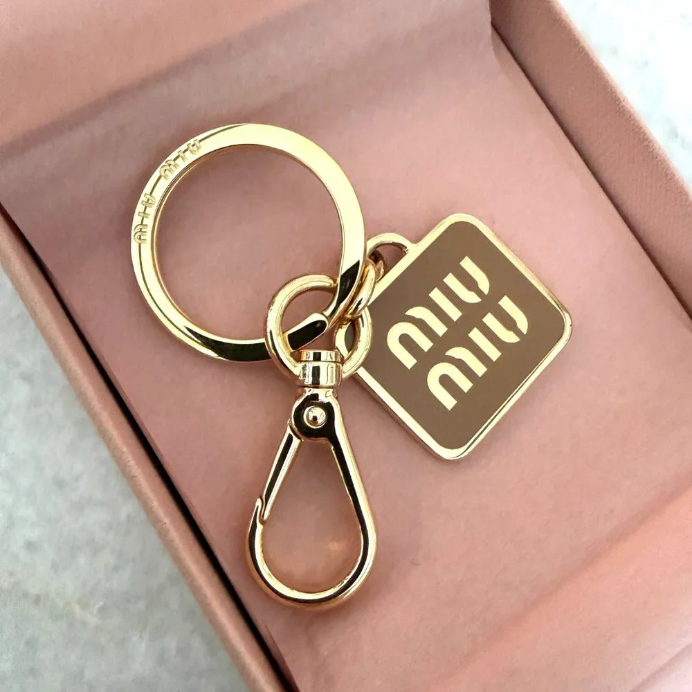 Miu‎ Miu 5PS066 Metal Key holder Key Chain Logo, gold and caramel in box